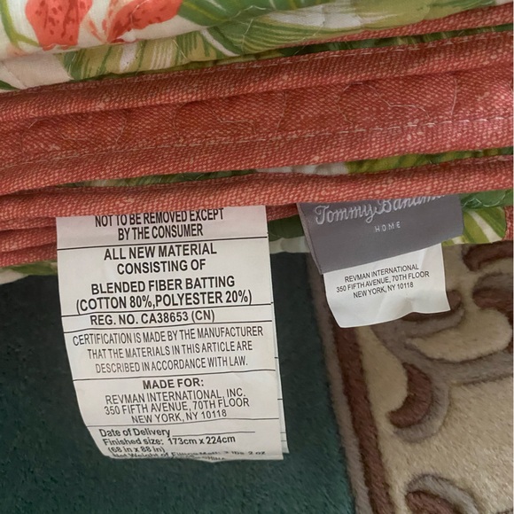 Tommy Bahama Reversible Cotton Twin Quilt Set with Matching Sham NWOT - Picture 9 of 9